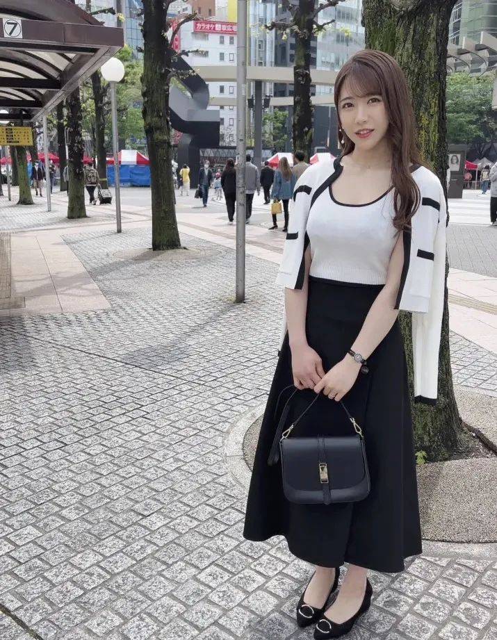 包含亚洲新秀崭露头角，掀起一波惊喜的词条