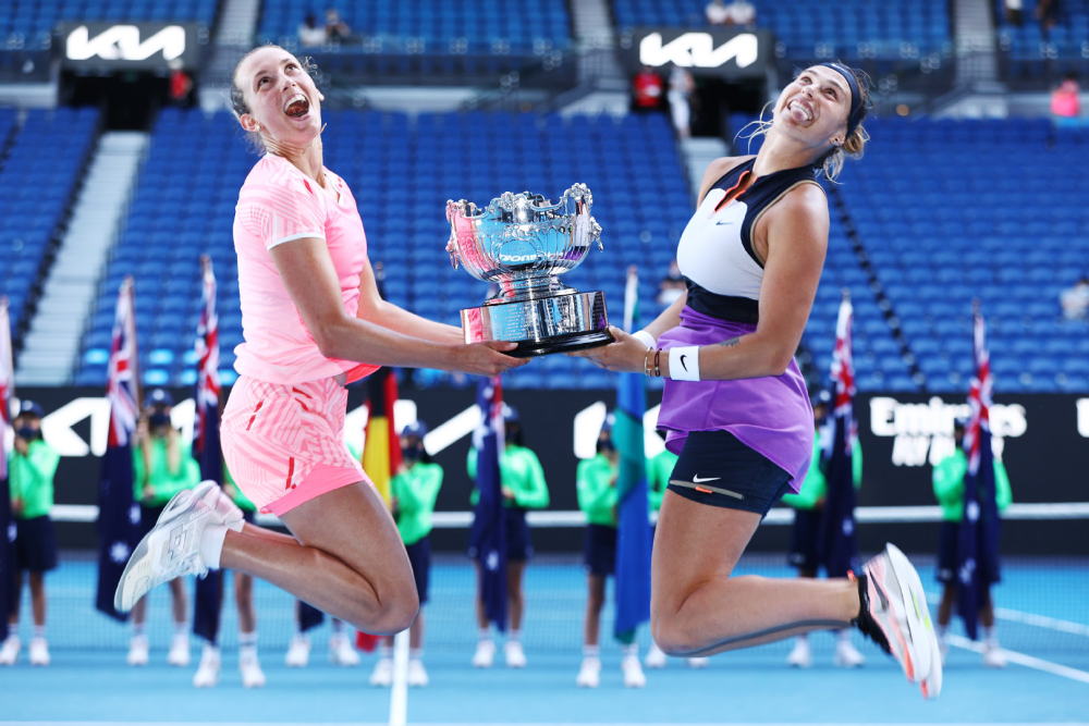 乌雷尼发挥亮眼,冲击奖杯冠军迹象明显 乌雷尼发挥亮眼,冲击奖杯冠军迹象明显