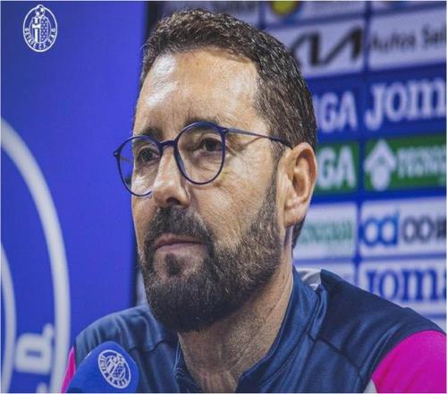 德国球队主帅因个人原因休假暂别 德国球队主帅因个人原因休假暂别