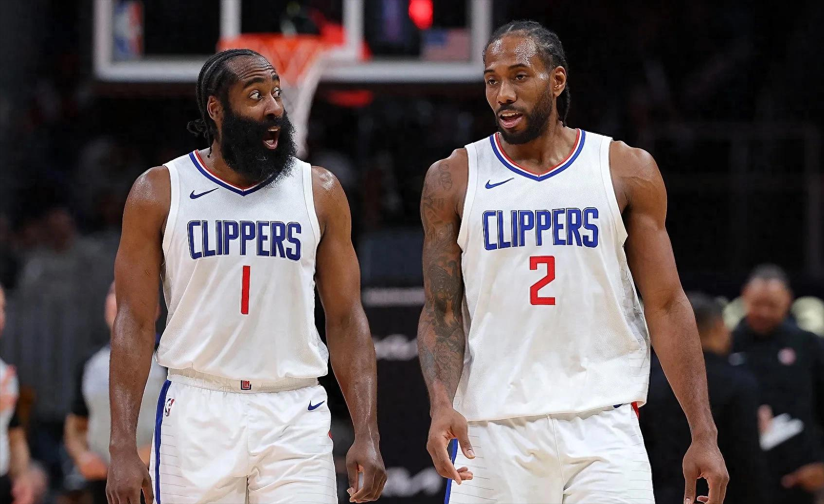 快船队客场击败雄鹿,乔治表现出色 快船队客场击败雄鹿,乔治表现出色