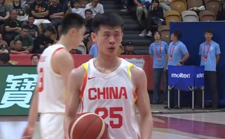 甘肃男篮逆转陕西队,赢得胜利 甘肃男篮逆转陕西队,赢得胜利