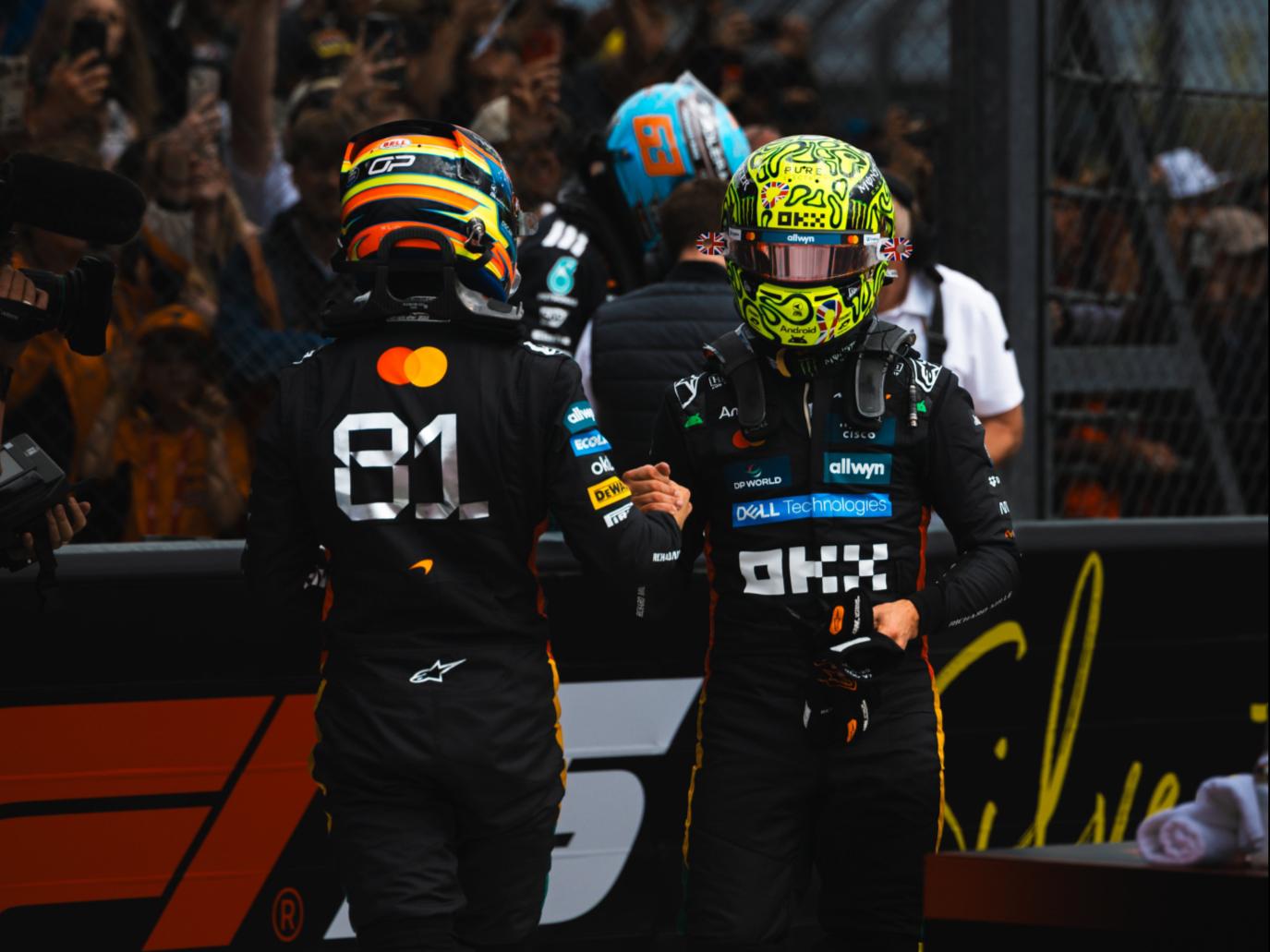 包含红牛二队鏖战雷诺车队，皮亚斯特里惊艳四座的词条