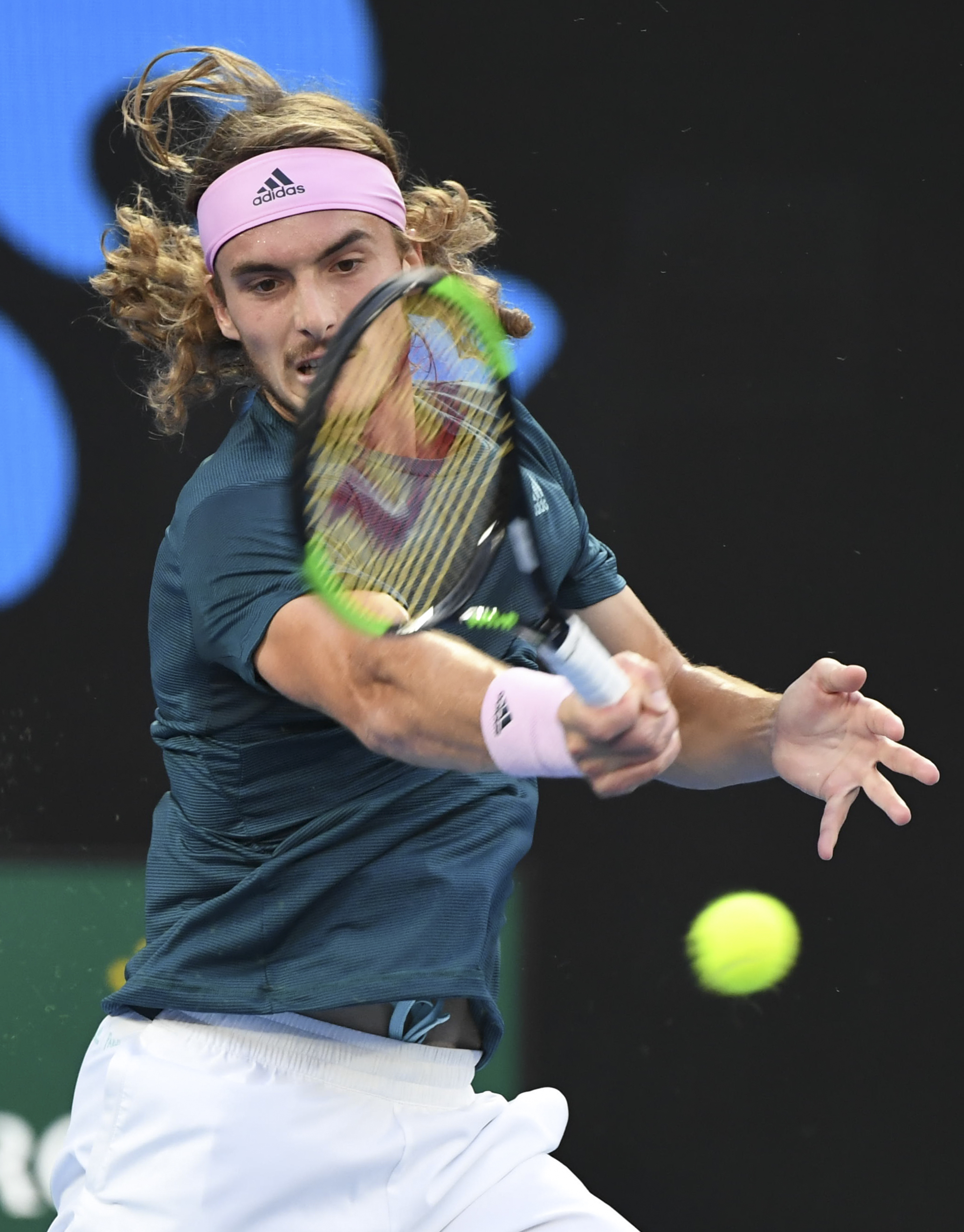 爱游戏在线-美网完胜年终总决赛，西西帕斯状态火热的简单介绍